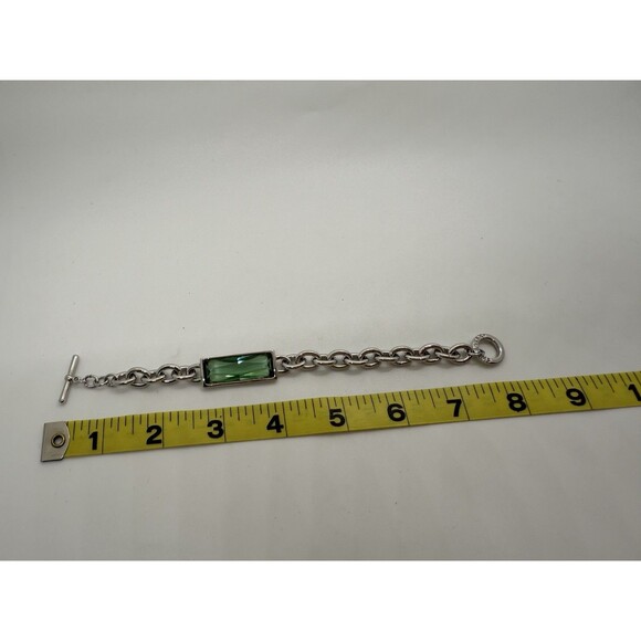 Vintage Bracelet Signed SWAROVSKI Swan Green Crystal Silver Tone W/Toggle Clasp - Picture 5 of 11